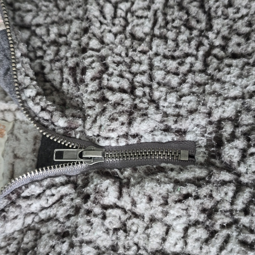 Altar'd State Charcoal Sherpa Quarter Zip Pullover Sz. S - Picture 3 of 5